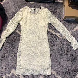 Windsor long sleeve laced short dress